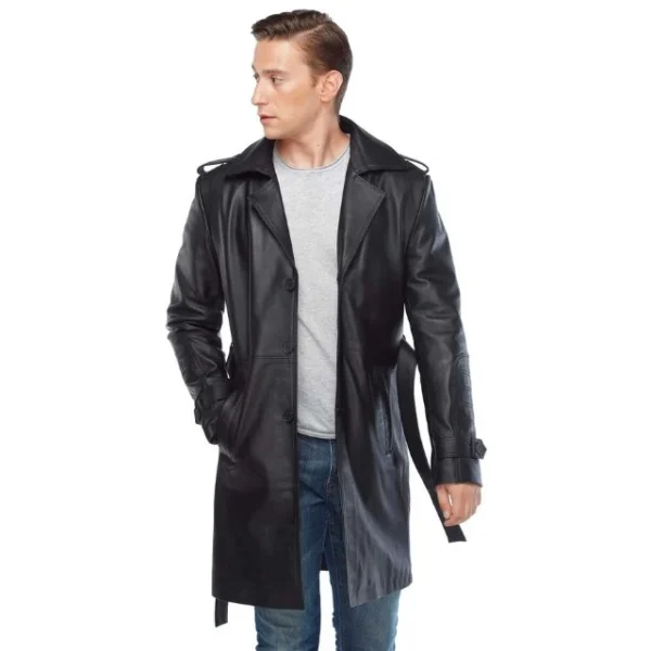 Classico cappotto in pelle di agnello nera